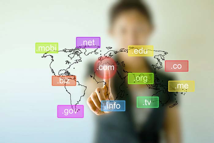 nen mua domain o dau